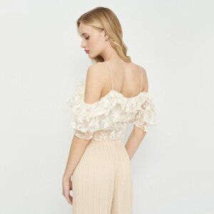 NWT Zara cream floral embroidered lace-like off-the-shoulder blouse, S